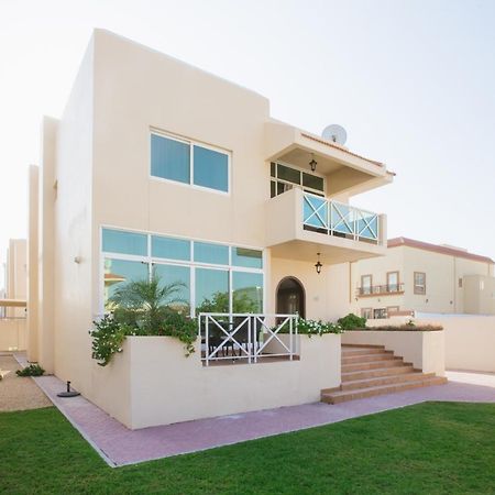 Roda Boutique Villas Дубай Екстериор снимка